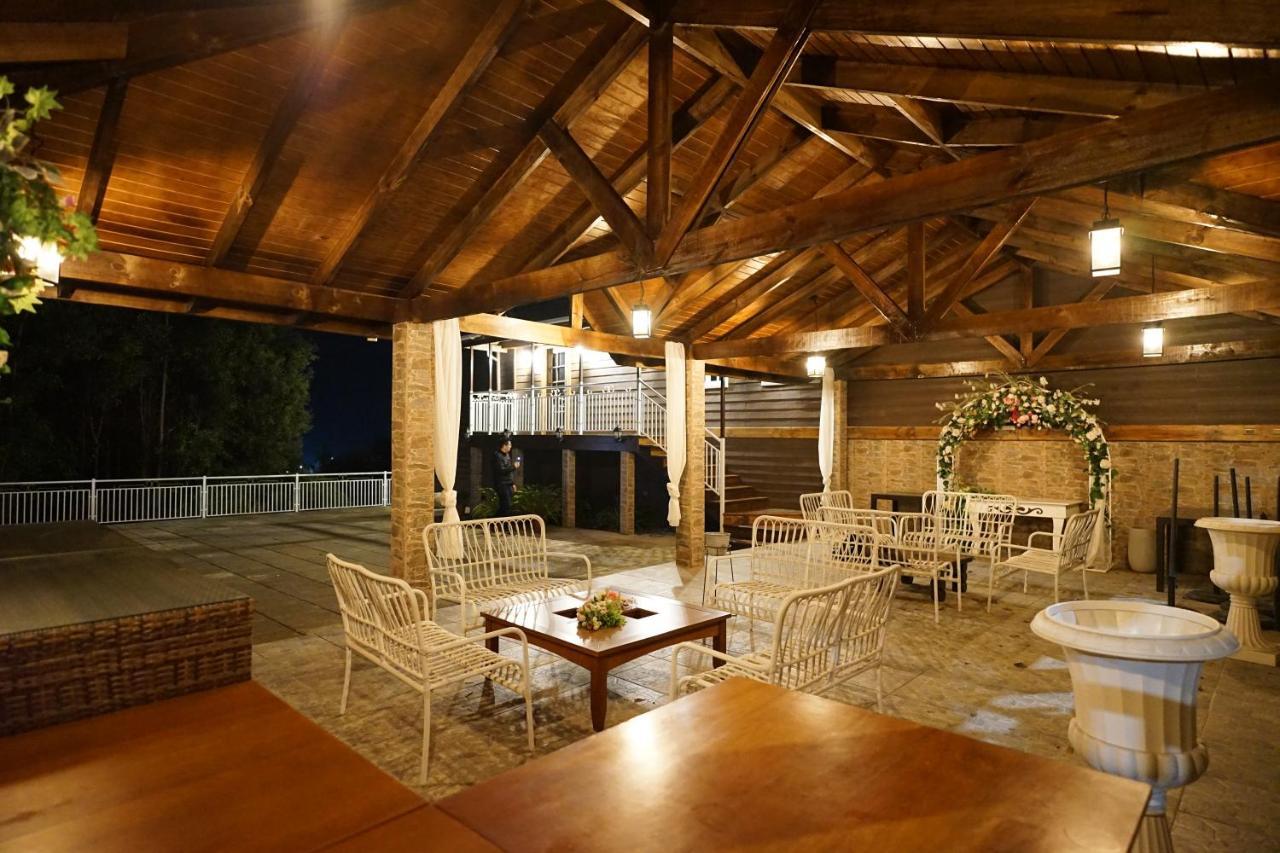 Hotel Butan Coronel Exterior photo